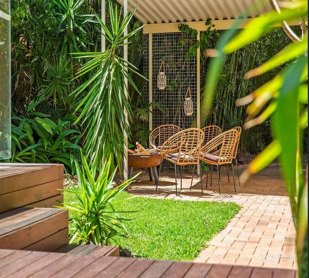 Tropical Oasis Villa Marcus Beach